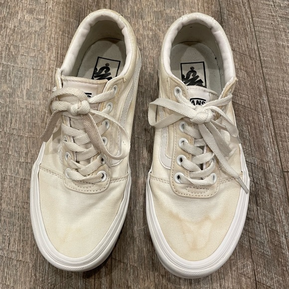 Ladies Size 7 Vans - Picture 2 of 3